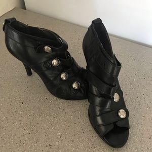 ⭐️ COACH Brandie Military Booties